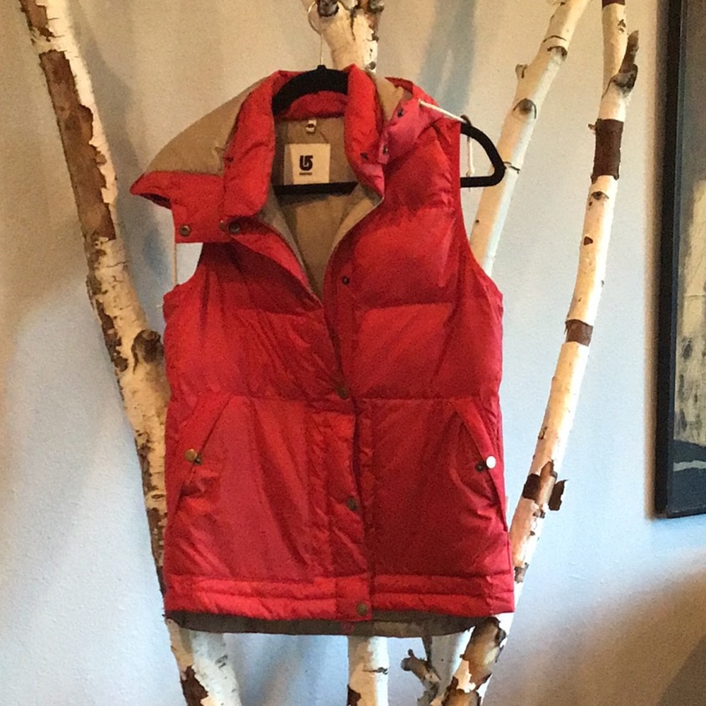 Burton puffy vest